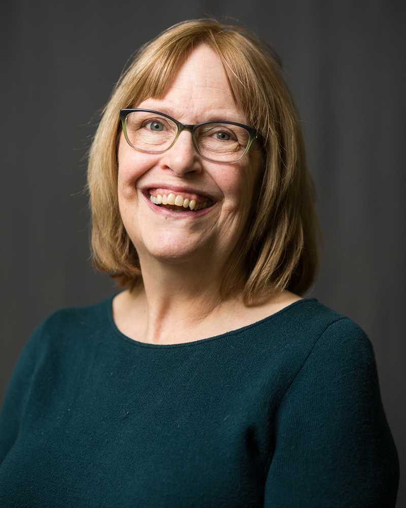 Mollie Freier headshot.